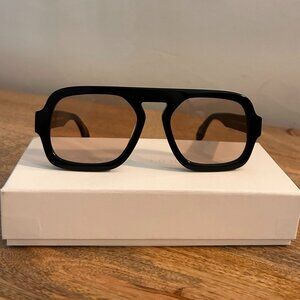 Elisa Johnson Jane in Gloss Black Sunglasses